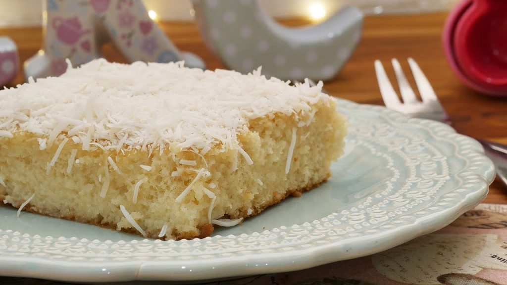 Bolo de coco gelado :: Donaleoa-receitas