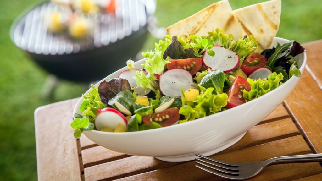 Saladas para acompanhar churrascos